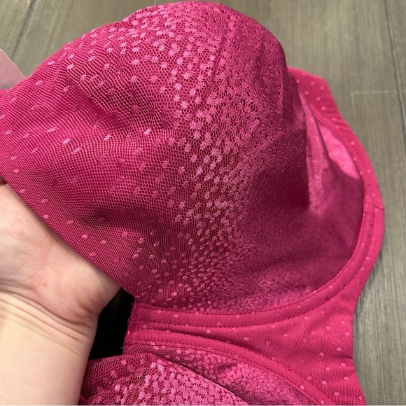 NWT! Wacoal 855403 - Picture 4 of 11